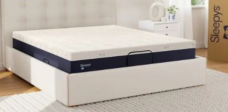 Twin Sealy Memory Foam Mattress Like New w/frame