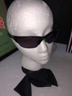 Oakley sunglasses 😎 new polarized