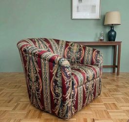 Vintage Burgundy Damask Swivel Barrel Chair. Approximately Size: 29" X 32" X 25". Excellent Condition