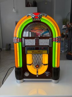 Wurlitzer WR18 Tabletop Jukebox CD Player FM Radio w/ Remote – Working Lights