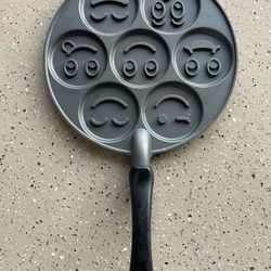 Pancake Pan With Smiley Faces 