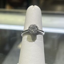 14k wg Dimond Ring  .30 cttw