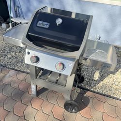 WEBER  BBQ  GS4 propane, with cover !!!