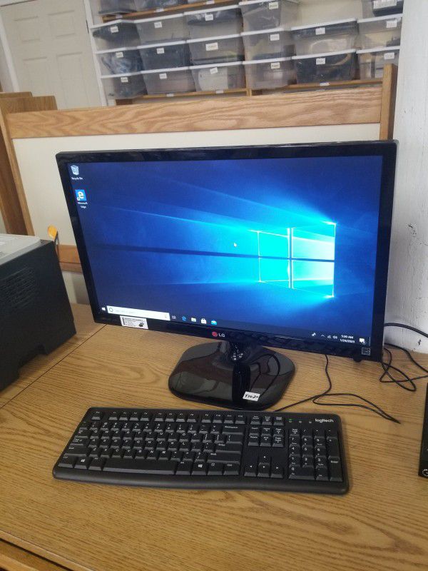 LG 24 INCH Monitor For Cheap $60