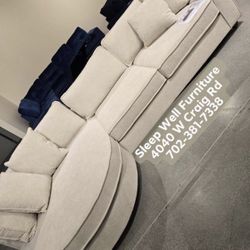 🚨 WEEKEND SPECIAL – SECTIONALS ON SALE! 🚨