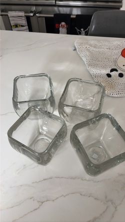 Glass candleholders set of 4