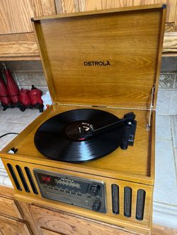 Detrola