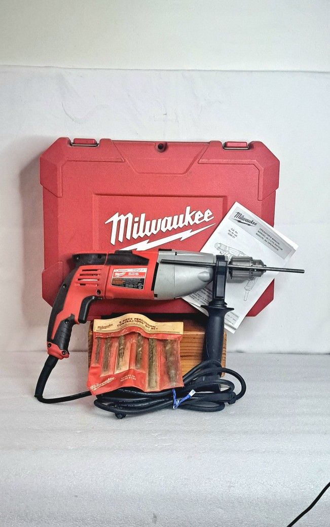 Milwaukee 5380-21 9A 1/2" Hammer Drill w/ Case, Bits & Manual – Tested & Working