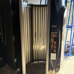Sundash By Ergoline Full-Size Tanning Bed - Great Deal 
