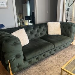 Green Tiffed Couch 