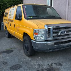 2013 Ford E150 