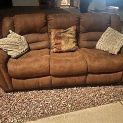 Couches & Table 