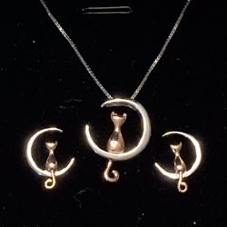 925 Sterling Silver Cat Sitting On Crescent Moon Necklace And Earring Set