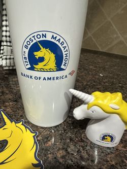 Boston marathon Runner  Brand New Thermal Cup &