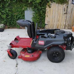 Toro TimeCutter 42-in 22-HP V-twin Gas Zero-turn Riding Lawn Mower