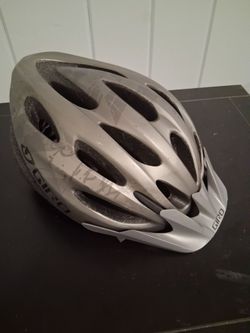 Giro Bicycle Helmet (54-61cm)
