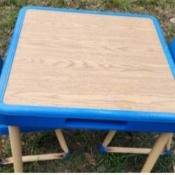 1985 Kids Table And Chairs Not Plastic 