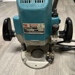 Makita Plunge Router