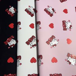 Hello Kitty Love Floral Wrapping Paper