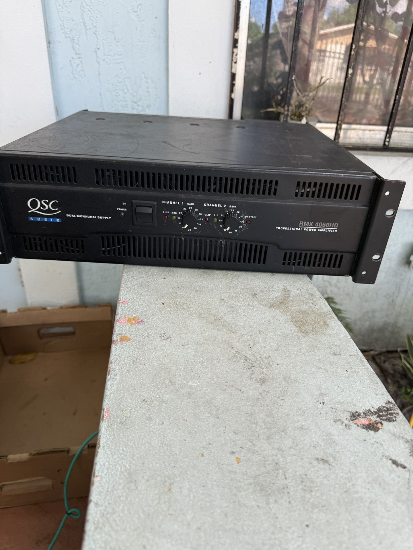 QSC 4050 Mucho Poder