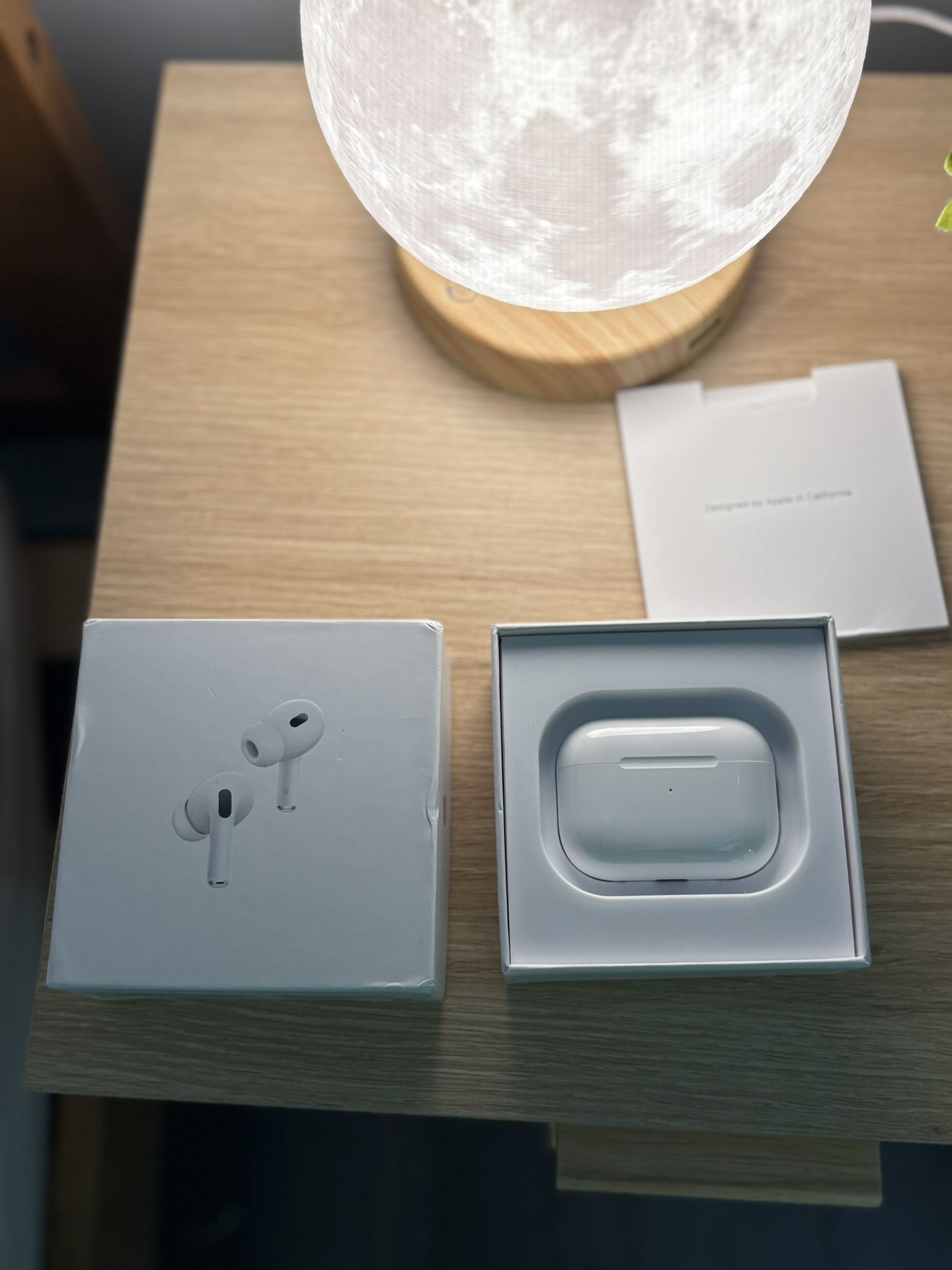 Airpods Pro 2 BRAND NEW SEALED (NEGOTIABLE)