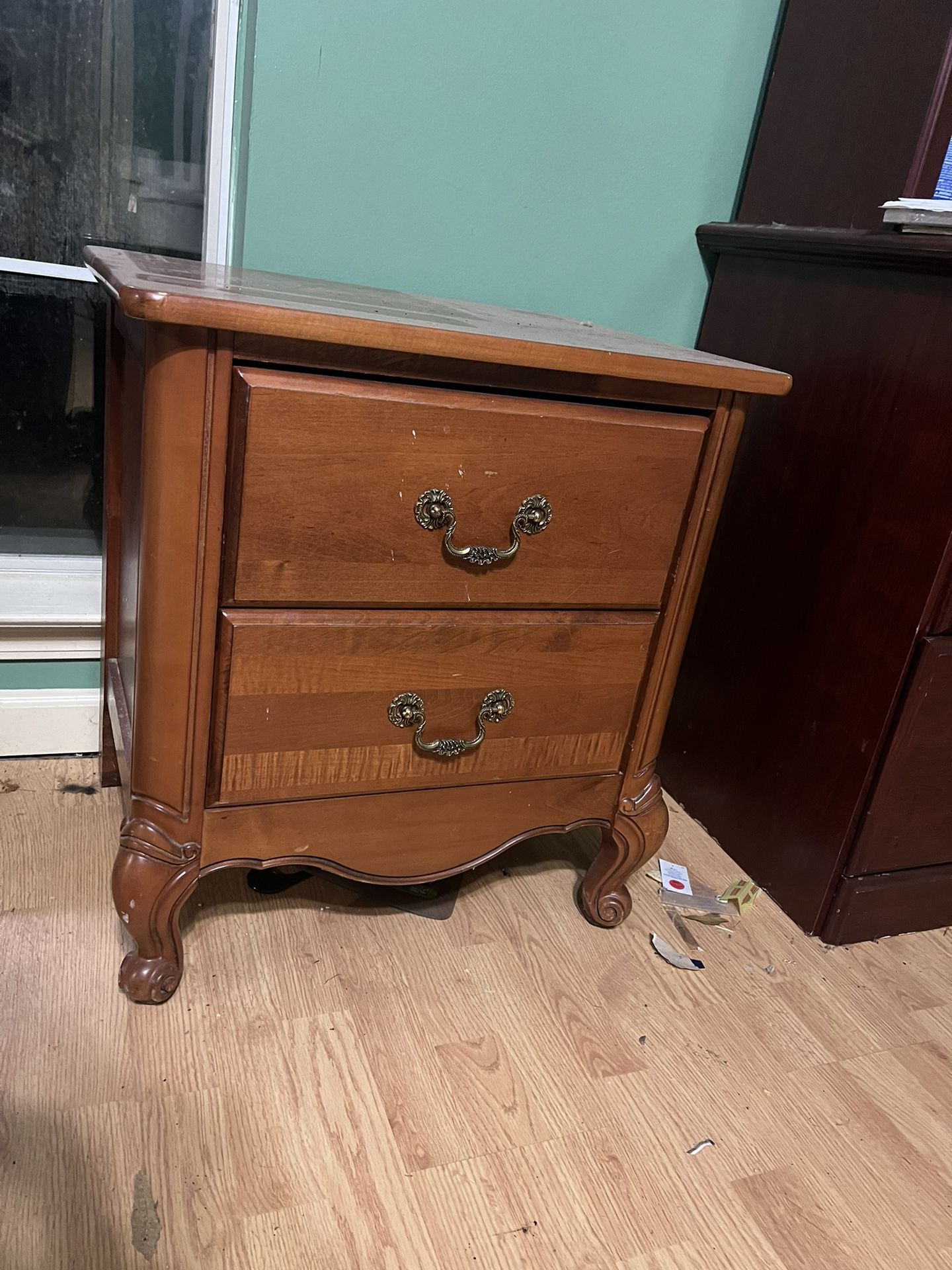 2 End Tables, Great Condition