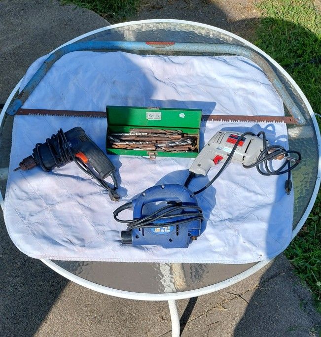 Power Tools And A Vintage Bushman Saw