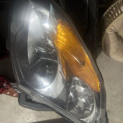 2010 Nissan Altima Headlight
