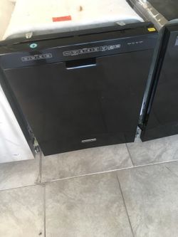 BUILT IN DISHWASHER BY KITCHENAID NEW