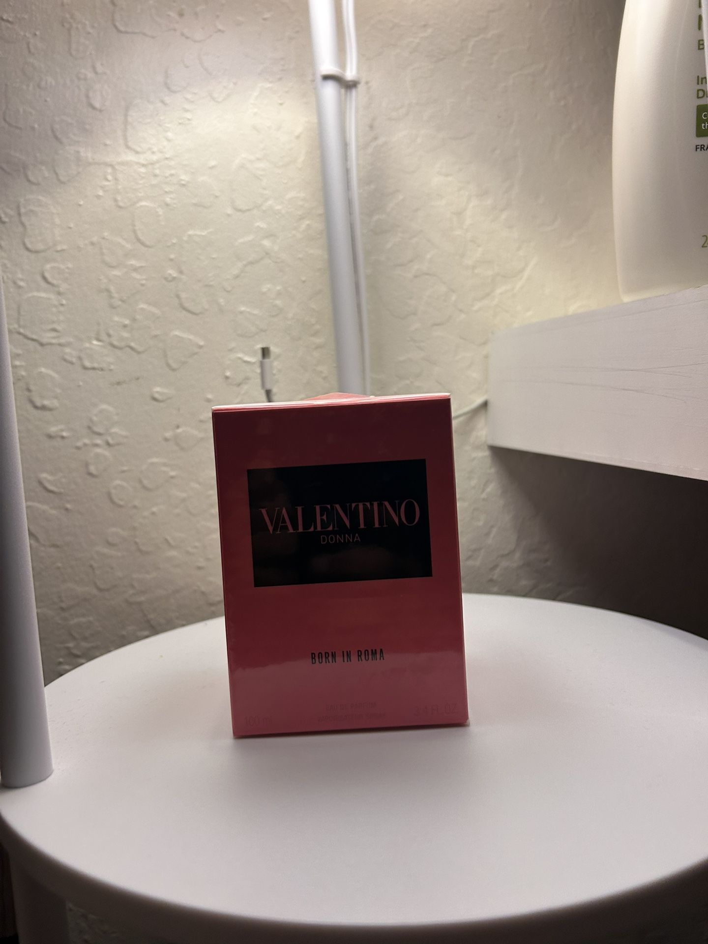 Valentino Born In Donna