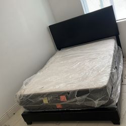 Queen size bed