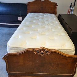 Twin Size Bed With Mattress And Box Spring 