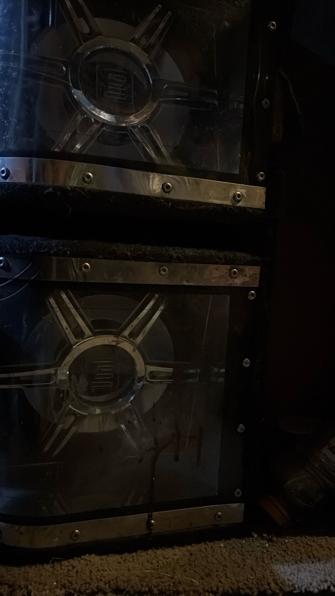 Dual Speaker Box