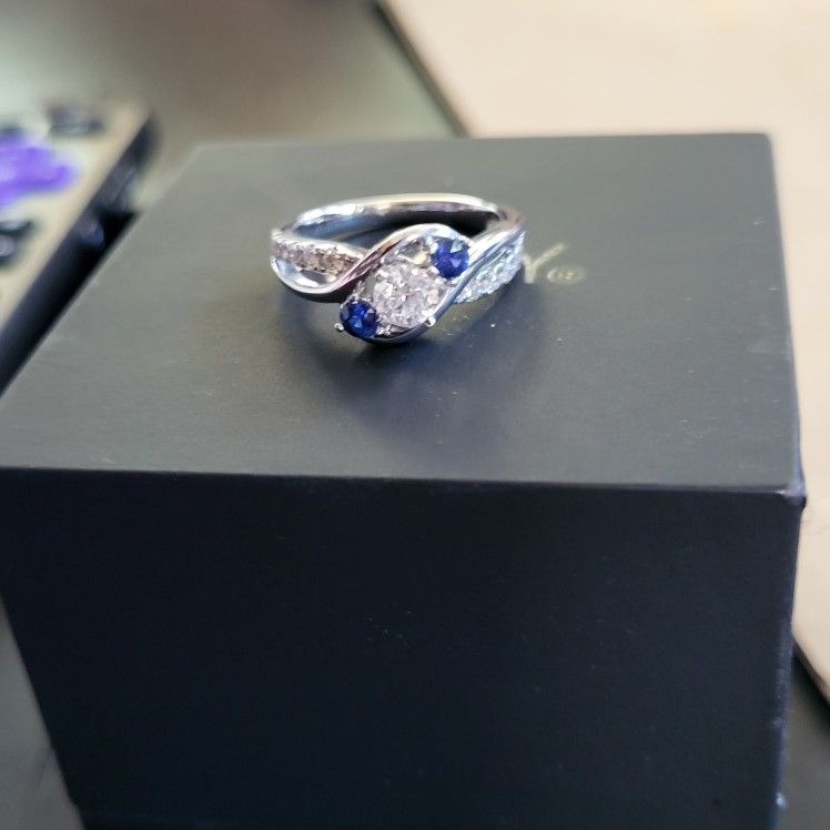 14kw 1ctw Round Cut Diamond Ring