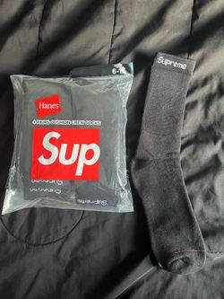 Supreme Socks