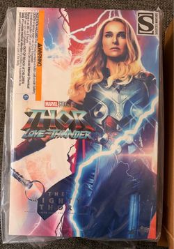 Hot Toys Thor Love N Thunder Thor