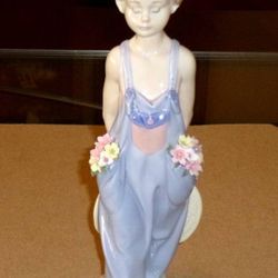 Lladro of Spain "Pocket Full of Wishes" Collectors Society Limited Edition Porcelain Art Figurine