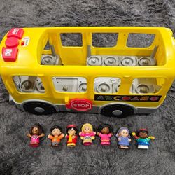 Fisher-Price Little People Big Yellow School Bus, Musical Pull Toy