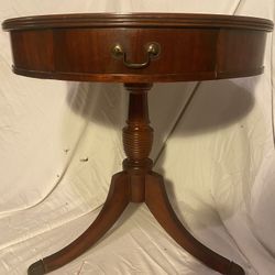 Antique Round Pedestal Table Mahogany 
