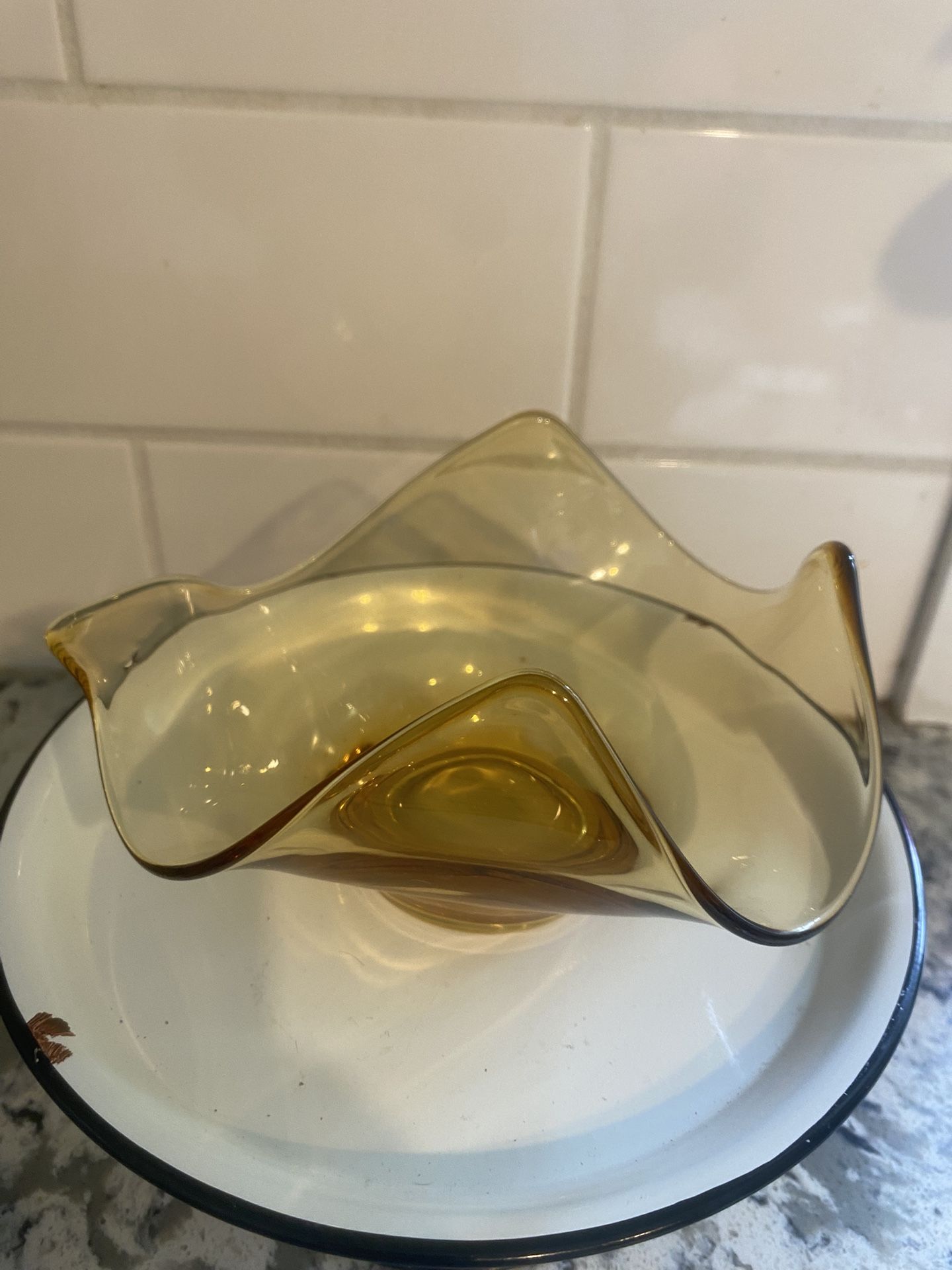 Vintage MCM Amber Handkerchief Ruffled Pinched Glass Bowl, Mid Century Decor Art