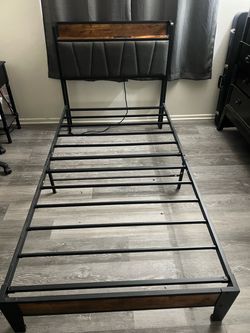 Bed frame twin
