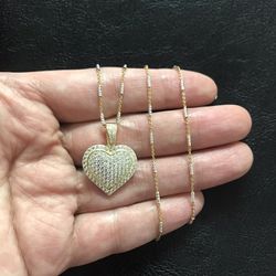 925 Sterling silver heart pendant with chain.(two tone)(gold plated)