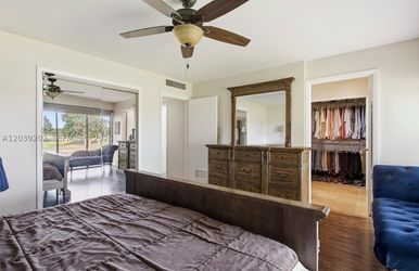 Solid Wood King Bedroom Set for Sale