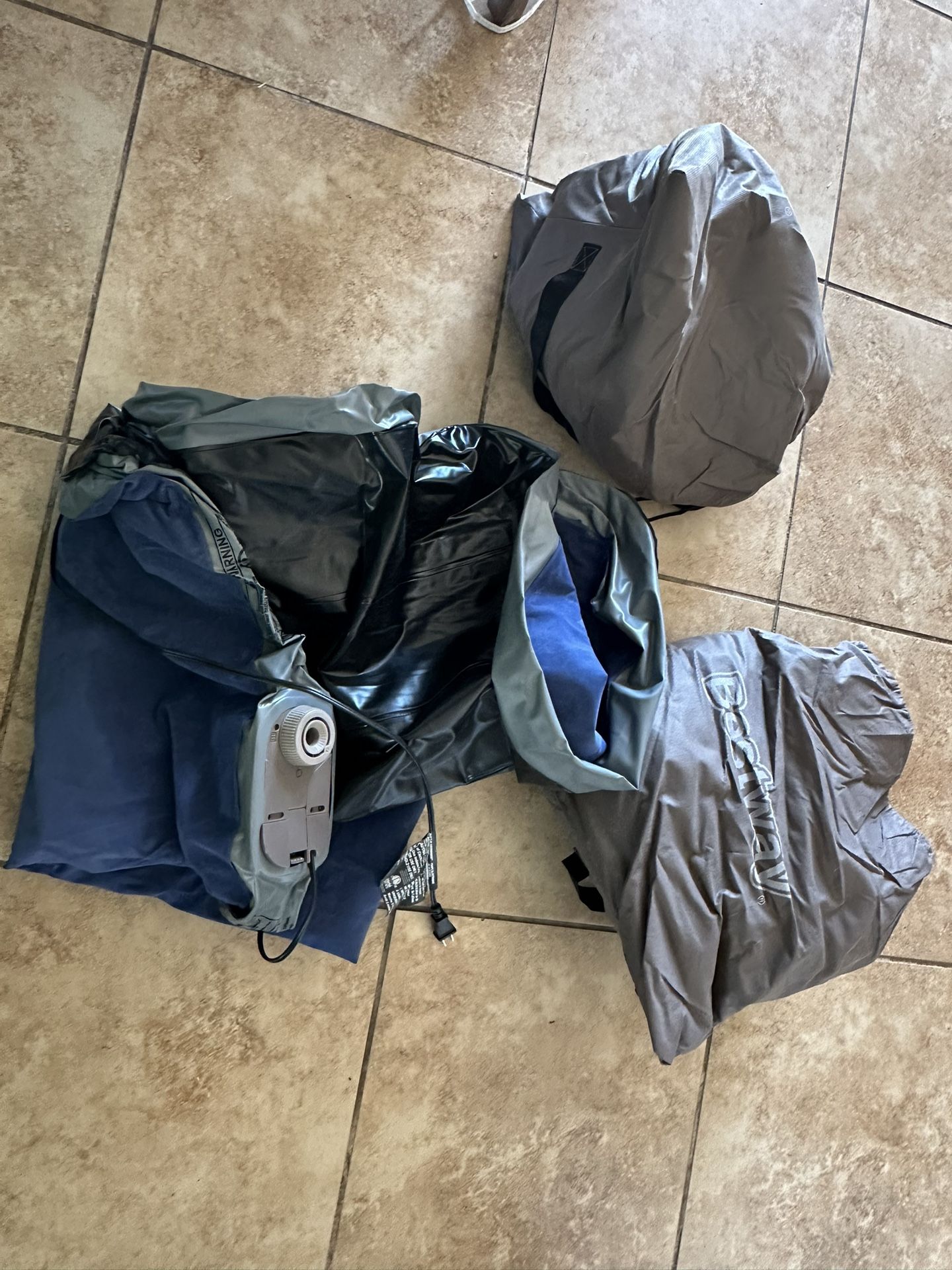 Twin Air Mattress With Built-In Pump