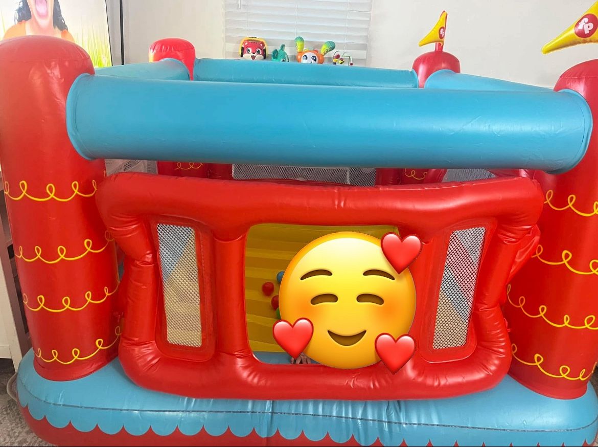 Fisher Price Bouncy House