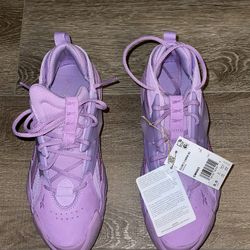 Reebok Cardi B Club C V2 Women’s Size 8.5