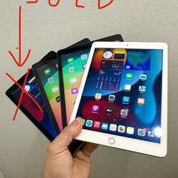 FIRM PRICE - 3 iPads in Perfect Condition