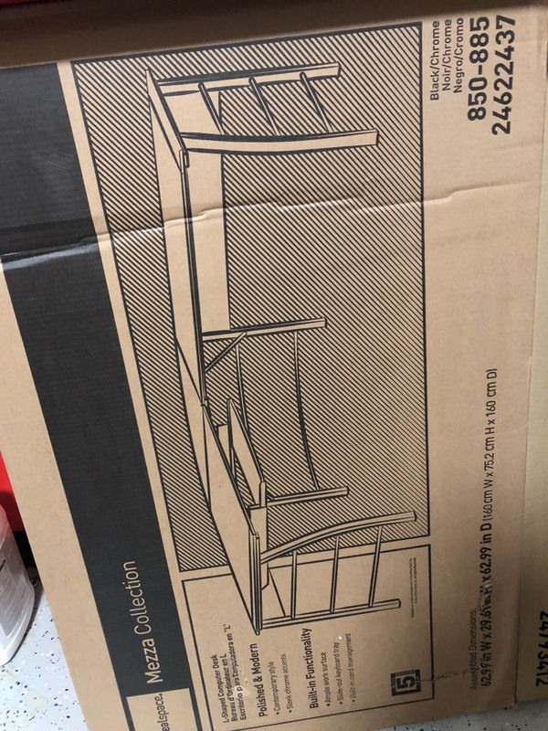 Mezza Collection Desk 850 885 For Sale In Virginia Beach Va Offerup