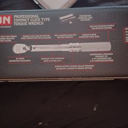 Icon Professional Compact Torque Wrench 