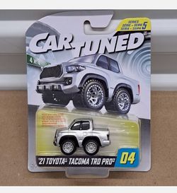 Car Tuned Series 5 2021 TOYOTA TACOMA TRD PRO Die-Cast 1:64